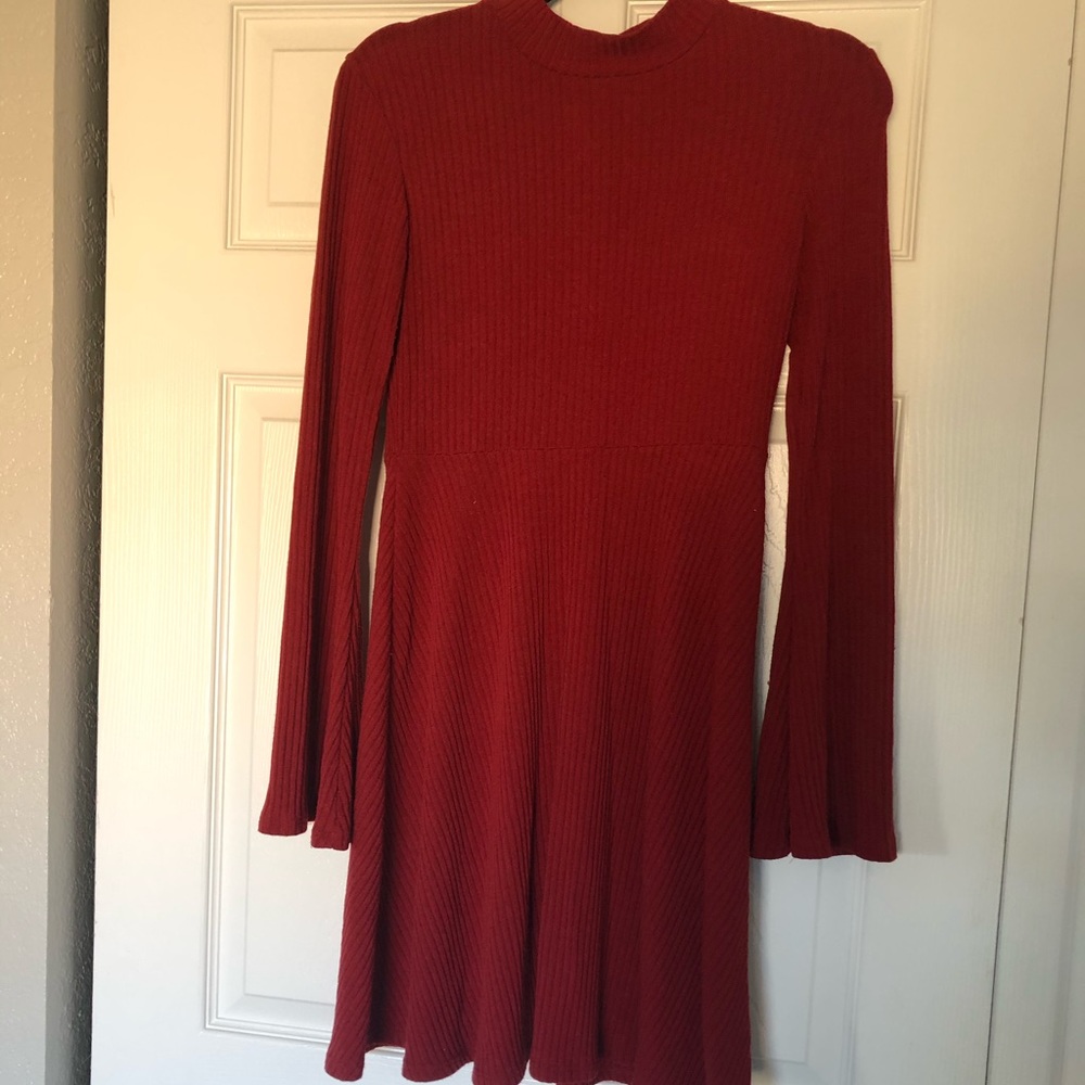 💐Spring Sale💐Francesca’s Red Long sleeve dress